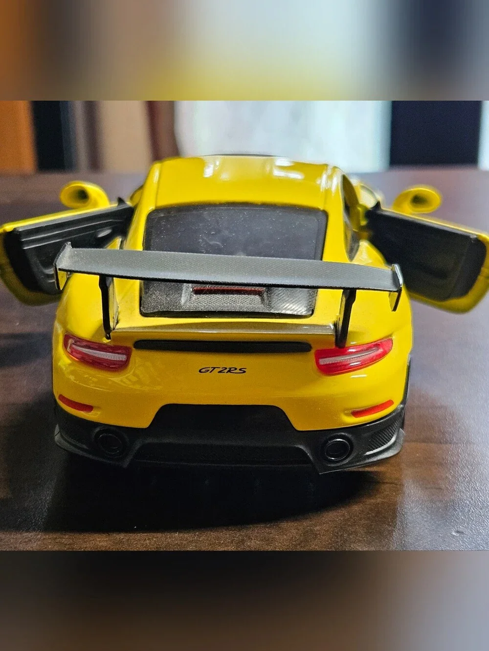 2018 Yellow  Porsche 911 GT2 RS Car